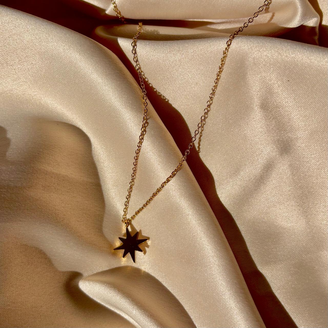Nova Pendant Necklace