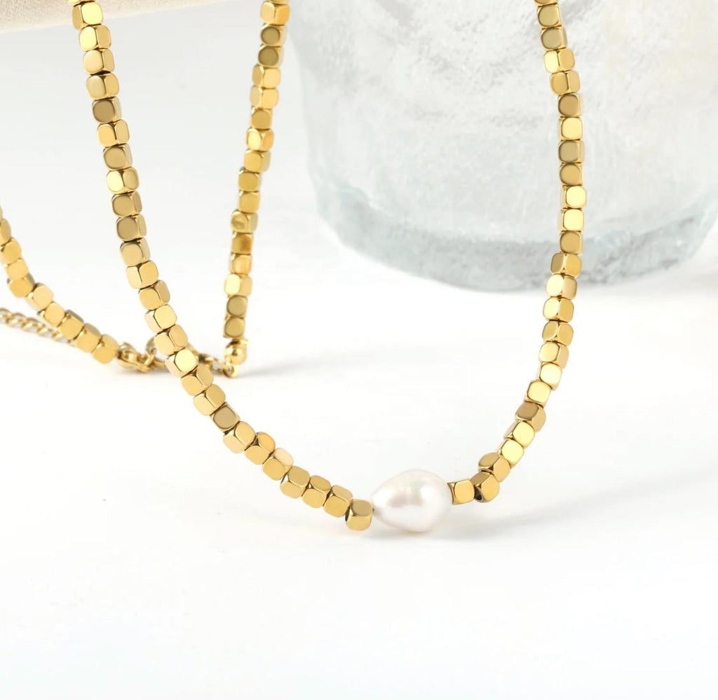 Pearla Necklace